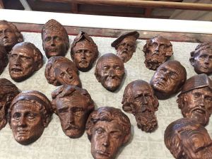 CWLIB10_heads2