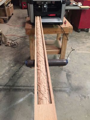 CWLIB7_carvedcolumns1