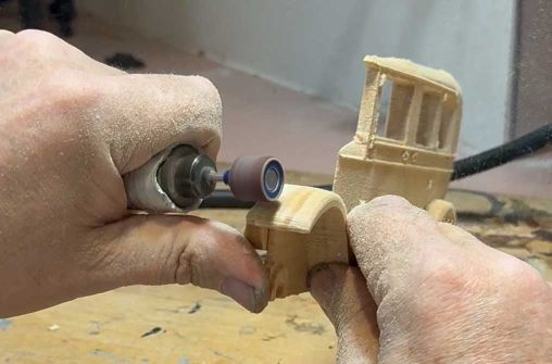 Ernie's Taxi sanding